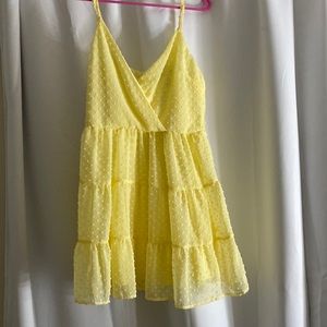 Medium yellow dress